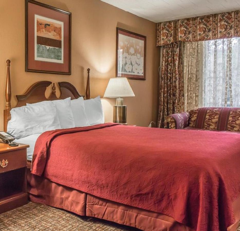 Fairbridge Inn & Suites Poconos Stroudsburg Eksteriør bilde
